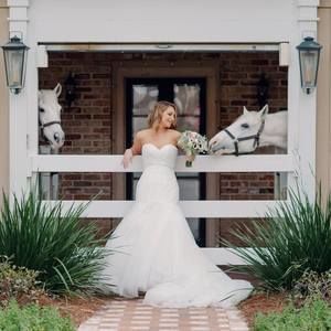 Meet your Posher, Caitlyn